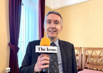 劍橋企業副總裁史密茨博士：震驚世界的「劍橋現象」背後真相其實是「一團亂」！