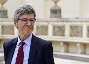 美國僅占世界人口的4%，卻貢獻了全球4分之1溫室氣體排放！SDSN 主席傑佛瑞·薩克斯教授：全球須實踐問責制、落實公平！