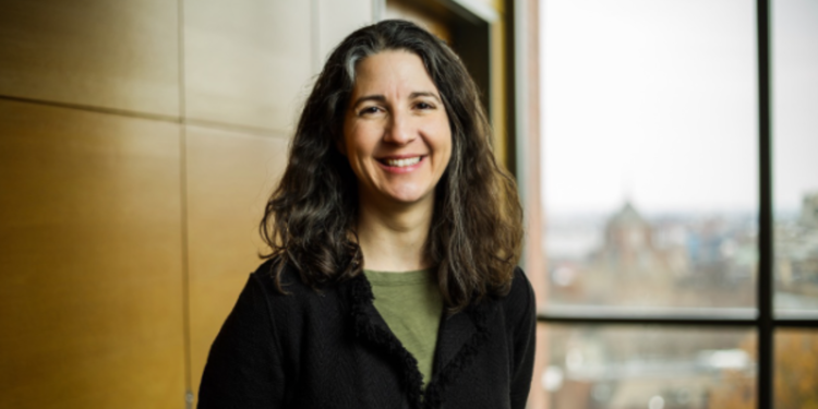 沃頓商學院法律研究和商業倫理教授莎拉·萊特博士:談到永續,跨學科研究勢在必行