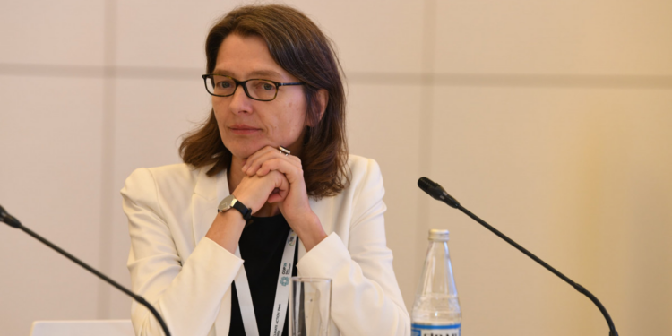 世界銀行駐阿塞拜疆國家經理斯蒂芬妮·斯塔爾邁斯特(圖:AzerNews)